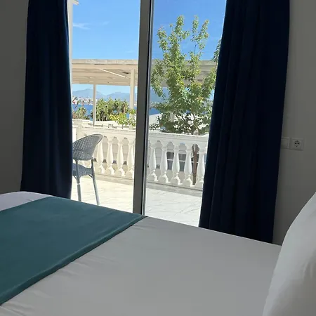 Hotel Aloha Sarande Exterior photo