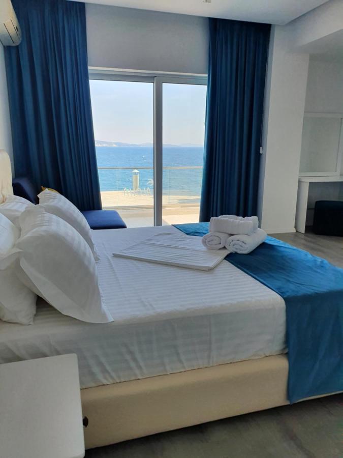 Aloha Hotel 3*
